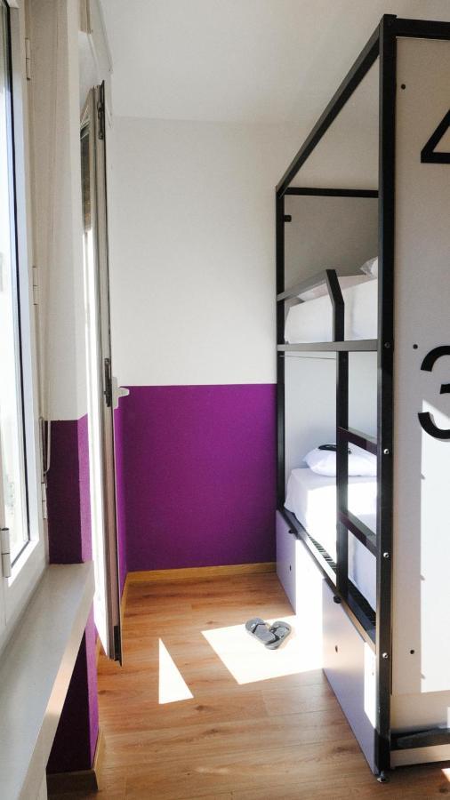 Single Bed 12-Bed Dormitory Room