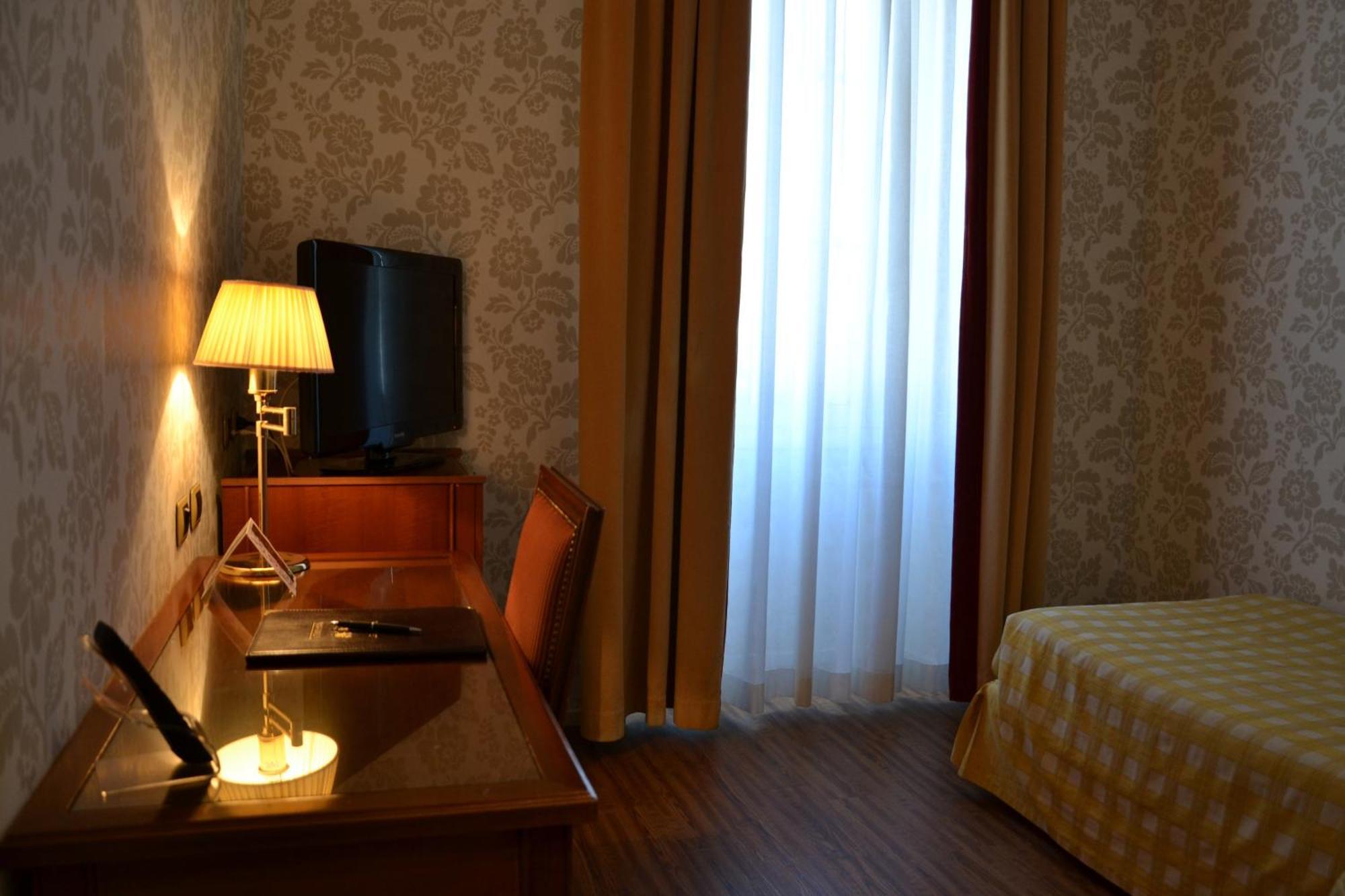 Comfort Single Room