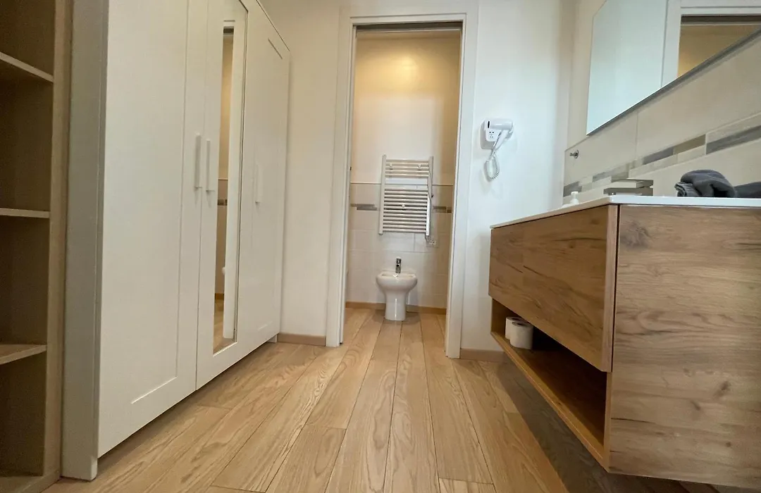 Residence Neverin Luxury Apartments-Private Garage-1