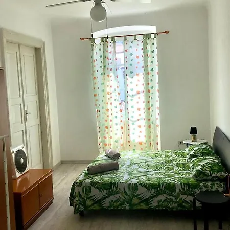 Rooms Trieste-2