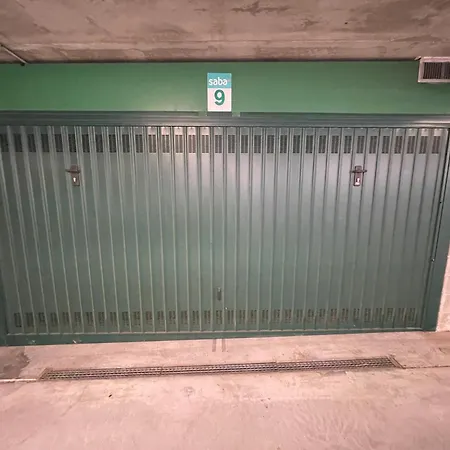 Residence Neverin Luxury Apartments-Private Garage-3